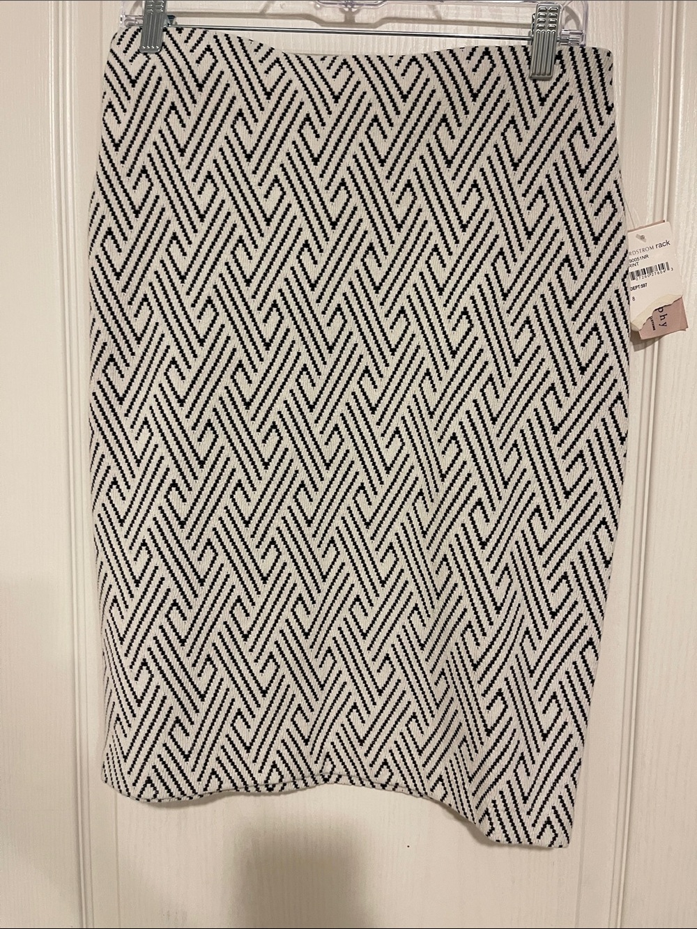 Philosophy Black and White Geometric Pencil Skirt